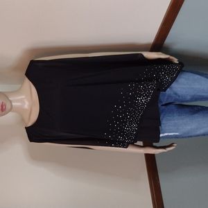 NWT Jennifer Lopez Tunic Style Top